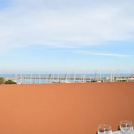 Apartment Saint-cyprien, 1 Piece, 4 Personnes - Fr-1-225d-159